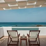 Tania Milos Pensionat 4*