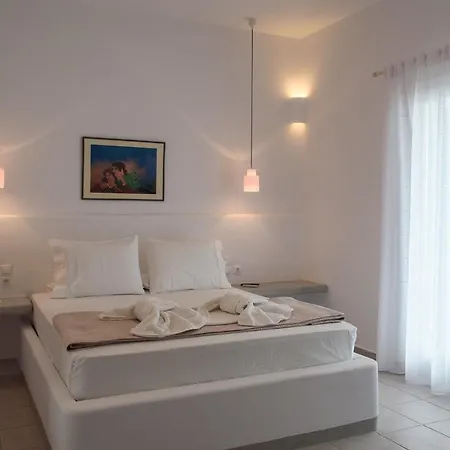 Guest house Tania Milos 3*