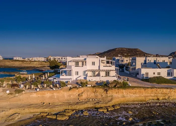 Tania Milos Pollonia