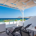 게스트하우스 Tania Milos 4*