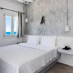 Tania Milos 4* 폴로니아