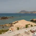 Tania Milos 4* 폴로니아