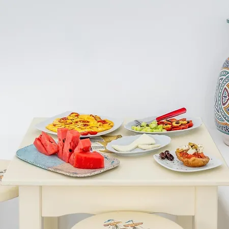 Guest house Tania Milos 3*