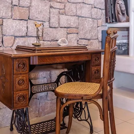 Tania Milos Guest house Pollonia
